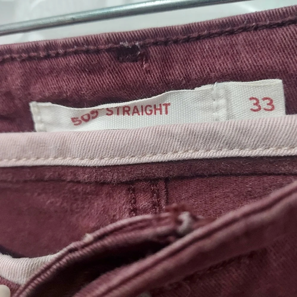 Levi's 505 Straight Burgundy Jeans in Size 16 W33/L32 - Picture 3 of 11